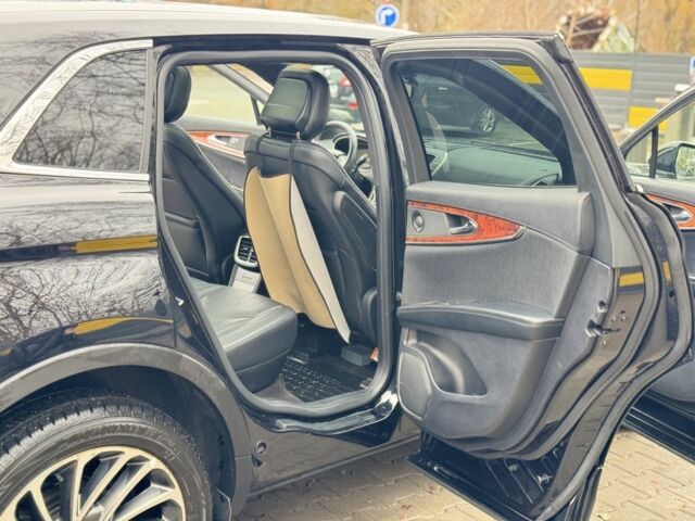 Чорний Лінкольн MKX, об'ємом двигуна 2 л та пробігом 40 тис. км за 29000 $, фото 10 на Automoto.ua
