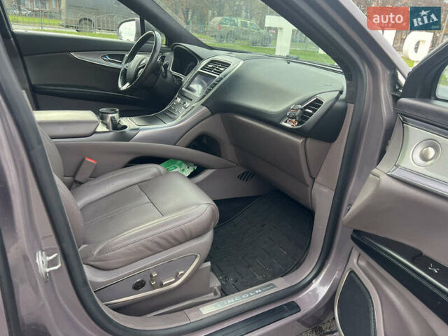 Фиолетовый Линкольн МКХ, объемом двигателя 3.73 л и пробегом 93 тыс. км за 20000 $, фото 7 на Automoto.ua