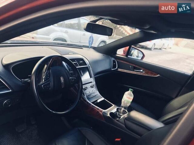 Красный Линкольн МКХ, объемом двигателя 2.7 л и пробегом 113 тыс. км за 22500 $, фото 1 на Automoto.ua