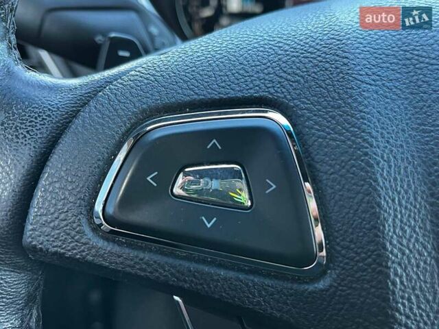 Красный Линкольн МКХ, объемом двигателя 2.69 л и пробегом 125 тыс. км за 14990 $, фото 18 на Automoto.ua