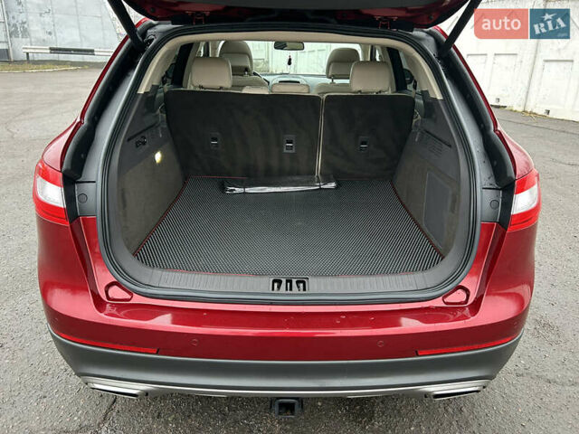 Червоний Лінкольн MKX, об'ємом двигуна 3.7 л та пробігом 69 тис. км за 22400 $, фото 88 на Automoto.ua