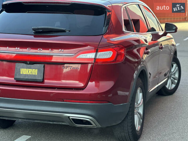Красный Линкольн МКХ, объемом двигателя 2.69 л и пробегом 167 тыс. км за 16900 $, фото 15 на Automoto.ua