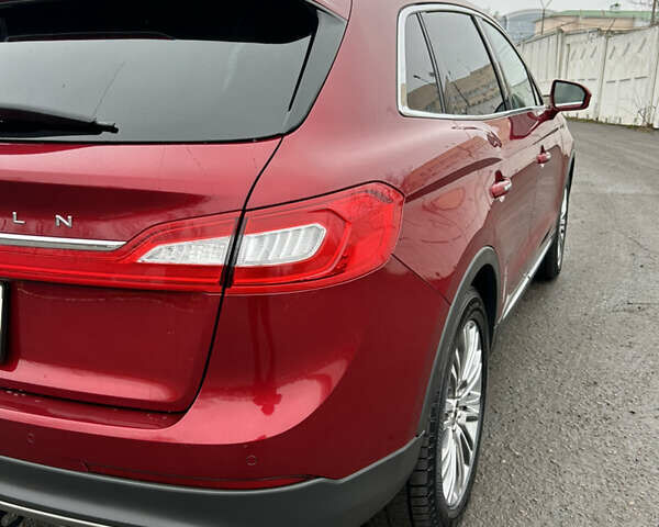 Червоний Лінкольн MKX, об'ємом двигуна 3.7 л та пробігом 69 тис. км за 22400 $, фото 143 на Automoto.ua