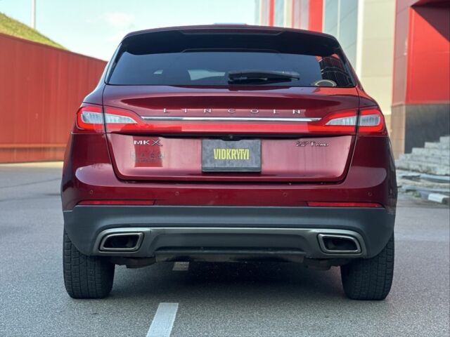 Красный Линкольн МКХ, объемом двигателя 2.7 л и пробегом 167 тыс. км за 16900 $, фото 8 на Automoto.ua