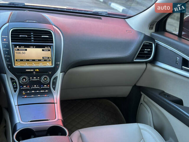Красный Линкольн МКХ, объемом двигателя 2.69 л и пробегом 167 тыс. км за 16900 $, фото 23 на Automoto.ua