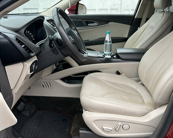 Червоний Лінкольн MKX, об'ємом двигуна 3.7 л та пробігом 69 тис. км за 22400 $, фото 120 на Automoto.ua