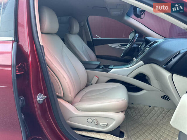 Красный Линкольн МКХ, объемом двигателя 2.69 л и пробегом 167 тыс. км за 16900 $, фото 37 на Automoto.ua