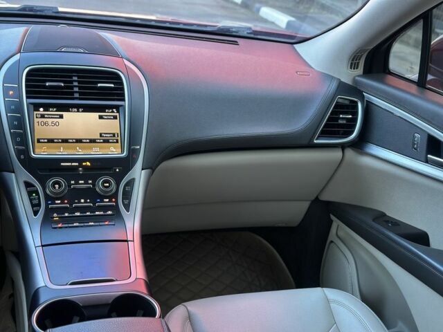 Красный Линкольн МКХ, объемом двигателя 2.7 л и пробегом 167 тыс. км за 16900 $, фото 13 на Automoto.ua