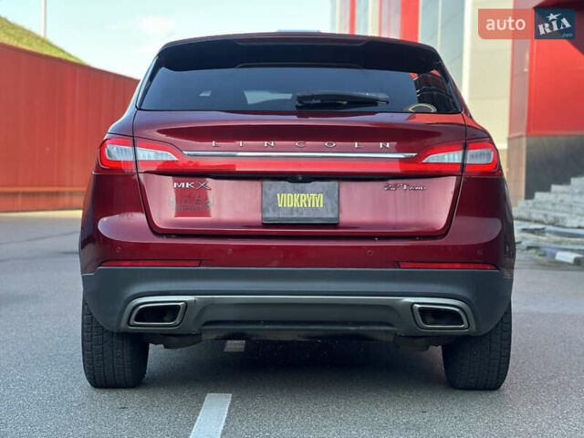 Красный Линкольн МКХ, объемом двигателя 2.69 л и пробегом 167 тыс. км за 16900 $, фото 12 на Automoto.ua
