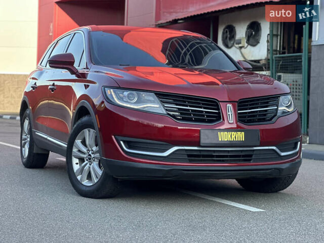 Красный Линкольн МКХ, объемом двигателя 2.69 л и пробегом 167 тыс. км за 16900 $, фото 4 на Automoto.ua