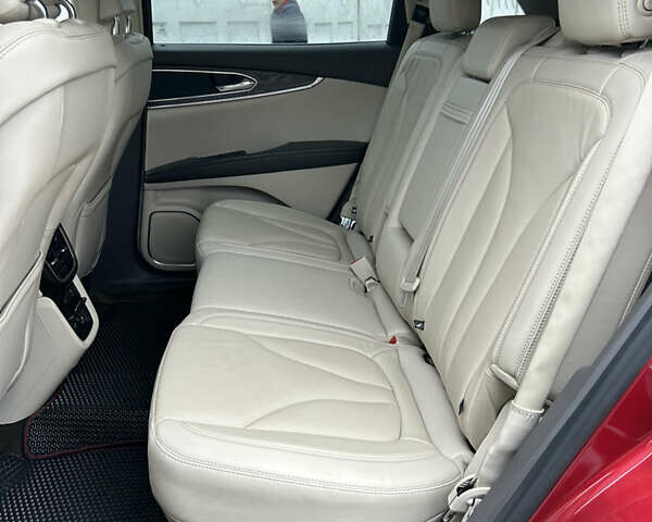 Червоний Лінкольн MKX, об'ємом двигуна 3.7 л та пробігом 69 тис. км за 22400 $, фото 13 на Automoto.ua