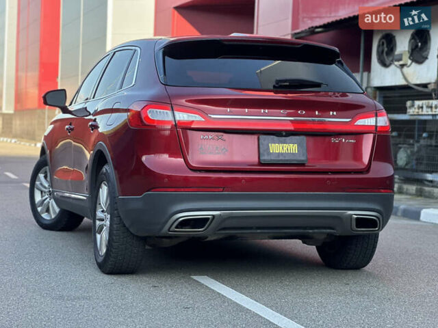 Красный Линкольн МКХ, объемом двигателя 2.69 л и пробегом 167 тыс. км за 16900 $, фото 13 на Automoto.ua