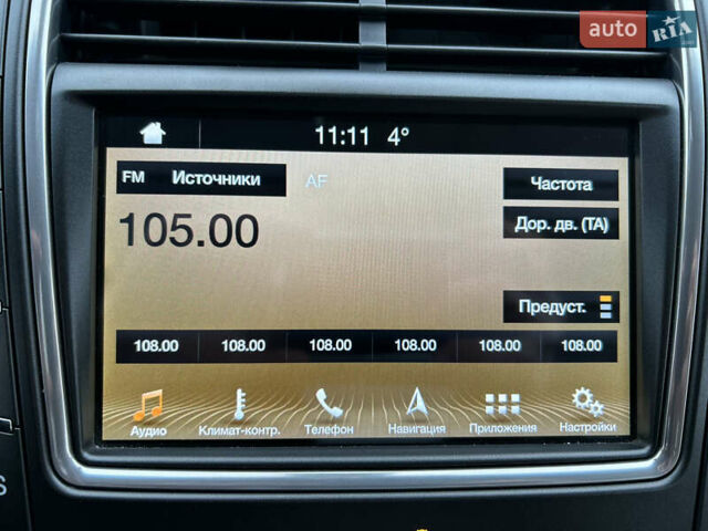 Червоний Лінкольн MKX, об'ємом двигуна 3.7 л та пробігом 69 тис. км за 22400 $, фото 69 на Automoto.ua