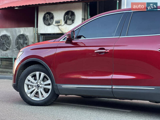 Красный Линкольн МКХ, объемом двигателя 2.69 л и пробегом 167 тыс. км за 16900 $, фото 11 на Automoto.ua
