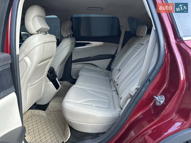 Красный Линкольн МКХ, объемом двигателя 2.69 л и пробегом 167 тыс. км за 16900 $, фото 34 на Automoto.ua