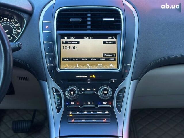 Лінкольн MKX, об'ємом двигуна 2.7 л та пробігом 167 тис. км за 16400 $, фото 25 на Automoto.ua