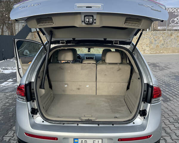 Серый Линкольн МКХ, объемом двигателя 3.73 л и пробегом 264 тыс. км за 8888 $, фото 2 на Automoto.ua