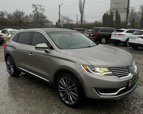 Серый Линкольн МКХ, объемом двигателя 2.69 л и пробегом 187 тыс. км за 19100 $, фото 1 на Automoto.ua