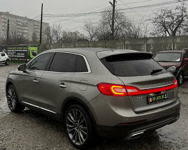 Серый Линкольн МКХ, объемом двигателя 2.69 л и пробегом 187 тыс. км за 19100 $, фото 8 на Automoto.ua