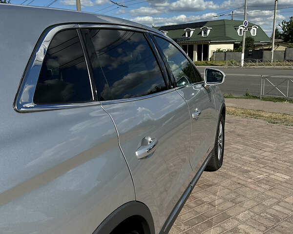 Серый Линкольн МКХ, объемом двигателя 3.7 л и пробегом 185 тыс. км за 17700 $, фото 6 на Automoto.ua