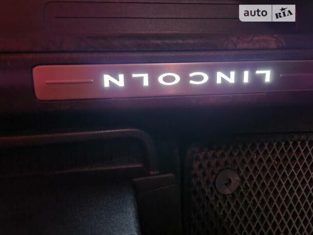 Сірий Лінкольн MKX, об'ємом двигуна 3.7 л та пробігом 120 тис. км за 20800 $, фото 23 на Automoto.ua