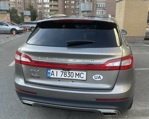 Линкольн МКХ 2017 в Киеве на Automoto.ua Серый Линкольн МКХ, объемом двигателя 3.73 л и пробегом 80 тыс. км за 21000 $, фото 3 на Automoto.ua