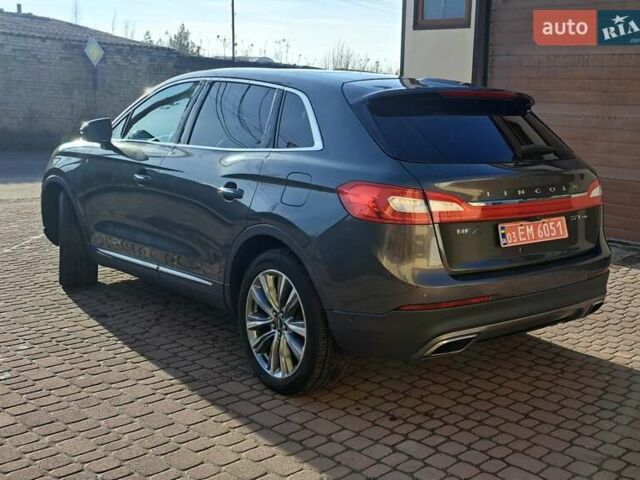 Сірий Лінкольн MKX, об'ємом двигуна 2.7 л та пробігом 166 тис. км за 18000 $, фото 4 на Automoto.ua