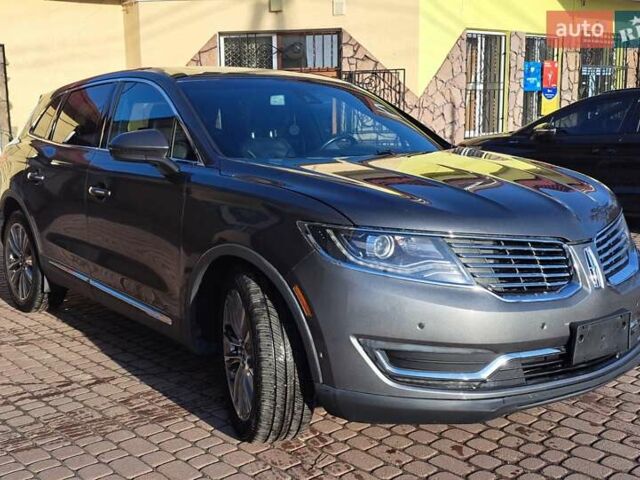 Сірий Лінкольн MKX, об'ємом двигуна 2.7 л та пробігом 166 тис. км за 18000 $, фото 7 на Automoto.ua