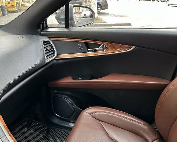 Линкольн МКХ 2017 в Одессе на Automoto.ua Серый Линкольн МКХ, объемом двигателя 3.73 л и пробегом 85 тыс. км за 19857 $, фото 10 на Automoto.ua
