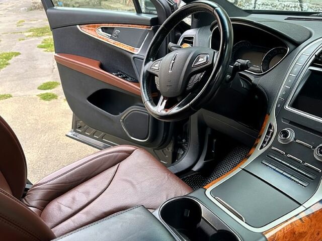 Серый Линкольн МКХ, объемом двигателя 3.7 л и пробегом 85 тыс. км за 20000 $, фото 3 на Automoto.ua