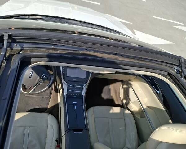 Белый Линкольн МКЗ, объемом двигателя 2 л и пробегом 161 тыс. км за 11800 $, фото 22 на Automoto.ua