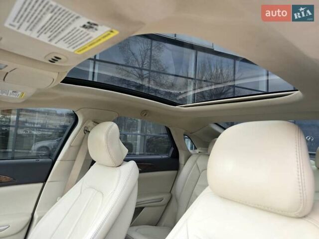Белый Линкольн МКЗ, объемом двигателя 3.7 л и пробегом 164 тыс. км за 13300 $, фото 29 на Automoto.ua