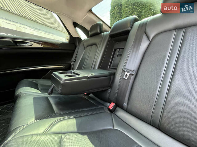 Белый Линкольн МКЗ, объемом двигателя 2 л и пробегом 181 тыс. км за 15500 $, фото 24 на Automoto.ua