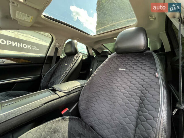 Белый Линкольн МКЗ, объемом двигателя 2 л и пробегом 181 тыс. км за 15500 $, фото 13 на Automoto.ua