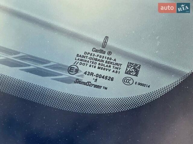 Белый Линкольн МКЗ, объемом двигателя 3.7 л и пробегом 164 тыс. км за 13300 $, фото 23 на Automoto.ua