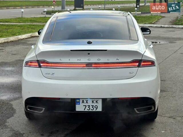 Білий Лінкольн MKZ, об'ємом двигуна 3.7 л та пробігом 164 тис. км за 13300 $, фото 15 на Automoto.ua