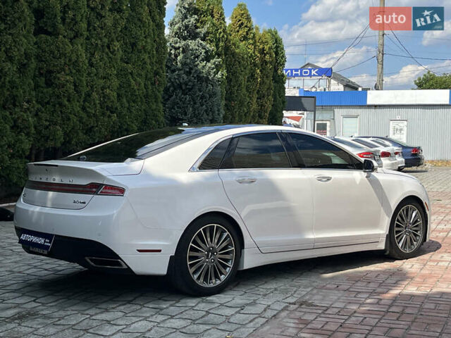 Белый Линкольн МКЗ, объемом двигателя 2 л и пробегом 181 тыс. км за 15500 $, фото 3 на Automoto.ua