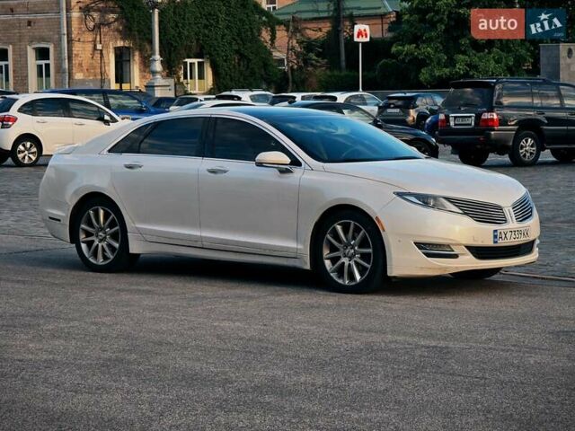 Білий Лінкольн MKZ, об'ємом двигуна 3.7 л та пробігом 164 тис. км за 13999 $, фото 3 на Automoto.ua