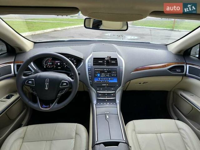 Белый Линкольн МКЗ, объемом двигателя 3.73 л и пробегом 164 тыс. км за 13300 $, фото 39 на Automoto.ua