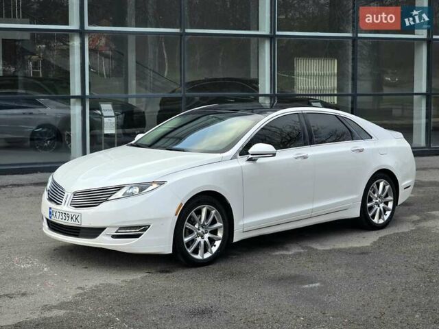 Белый Линкольн МКЗ, объемом двигателя 3.73 л и пробегом 164 тыс. км за 13300 $, фото 8 на Automoto.ua