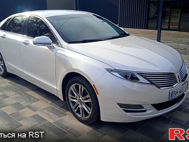 Білий Лінкольн MKZ, об'ємом двигуна 2 л та пробігом 201 тис. км за 13000 $, фото 4 на Automoto.ua