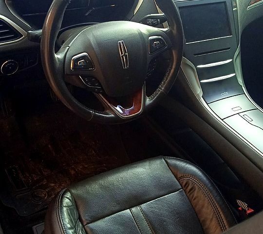 Білий Лінкольн MKZ, об'ємом двигуна 2 л та пробігом 201 тис. км за 13000 $, фото 5 на Automoto.ua