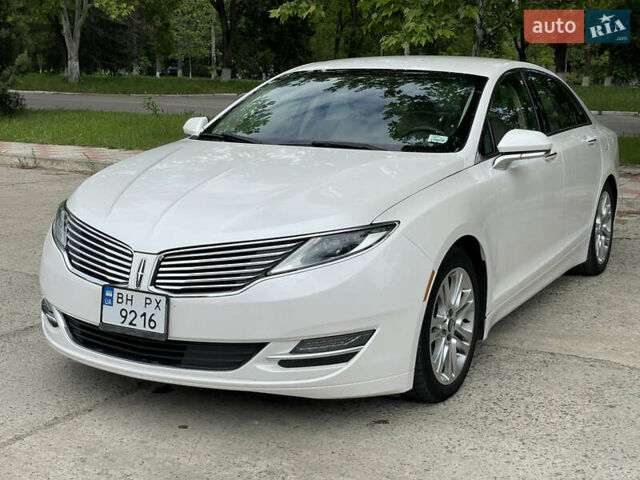 Білий Лінкольн MKZ, об'ємом двигуна 2 л та пробігом 140 тис. км за 12200 $, фото 2 на Automoto.ua