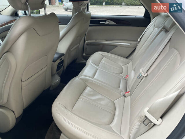 Білий Лінкольн MKZ, об'ємом двигуна 2 л та пробігом 140 тис. км за 12200 $, фото 19 на Automoto.ua
