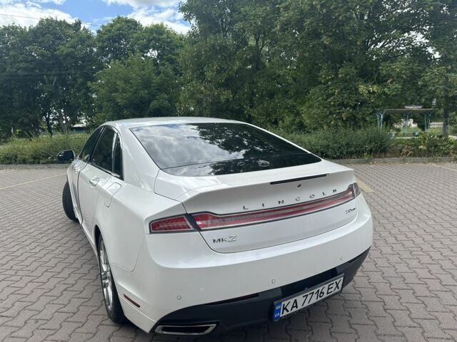 Белый Линкольн МКЗ, объемом двигателя 2 л и пробегом 162 тыс. км за 12500 $, фото 2 на Automoto.ua