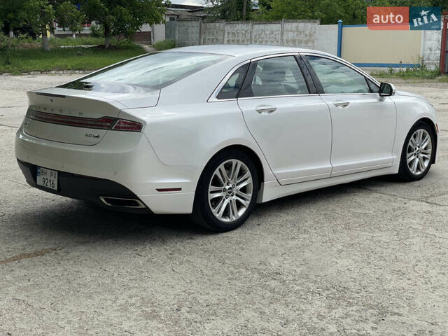 Білий Лінкольн MKZ, об'ємом двигуна 2 л та пробігом 140 тис. км за 12200 $, фото 7 на Automoto.ua