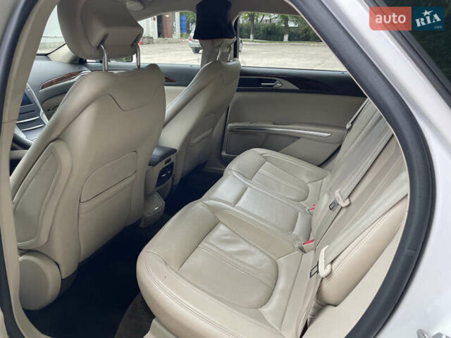 Білий Лінкольн MKZ, об'ємом двигуна 2 л та пробігом 140 тис. км за 12200 $, фото 21 на Automoto.ua