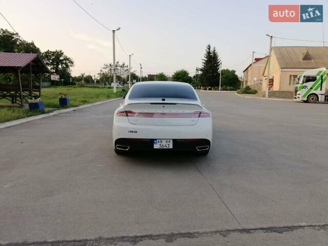 Белый Линкольн МКЗ, объемом двигателя 2 л и пробегом 138 тыс. км за 14000 $, фото 3 на Automoto.ua