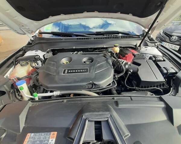 Лінкольн MKZ 2016 у Києві на Automoto.ua Білий Лінкольн MKZ, об'ємом двигуна 2 л та пробігом 112 тис. км за 13500 $, фото 8 на Automoto.ua