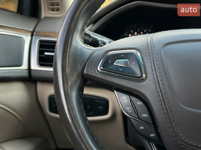 Лінкольн MKZ 2016 у Львові на Automoto.ua Білий Лінкольн MKZ, об'ємом двигуна 2 л та пробігом 156 тис. км за 14999 $, фото 10 на Automoto.ua